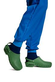 Theater Shoe (Medical)