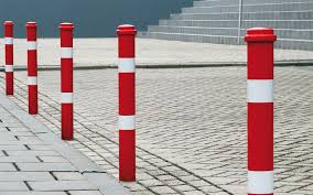 Traffic Delineator Poles